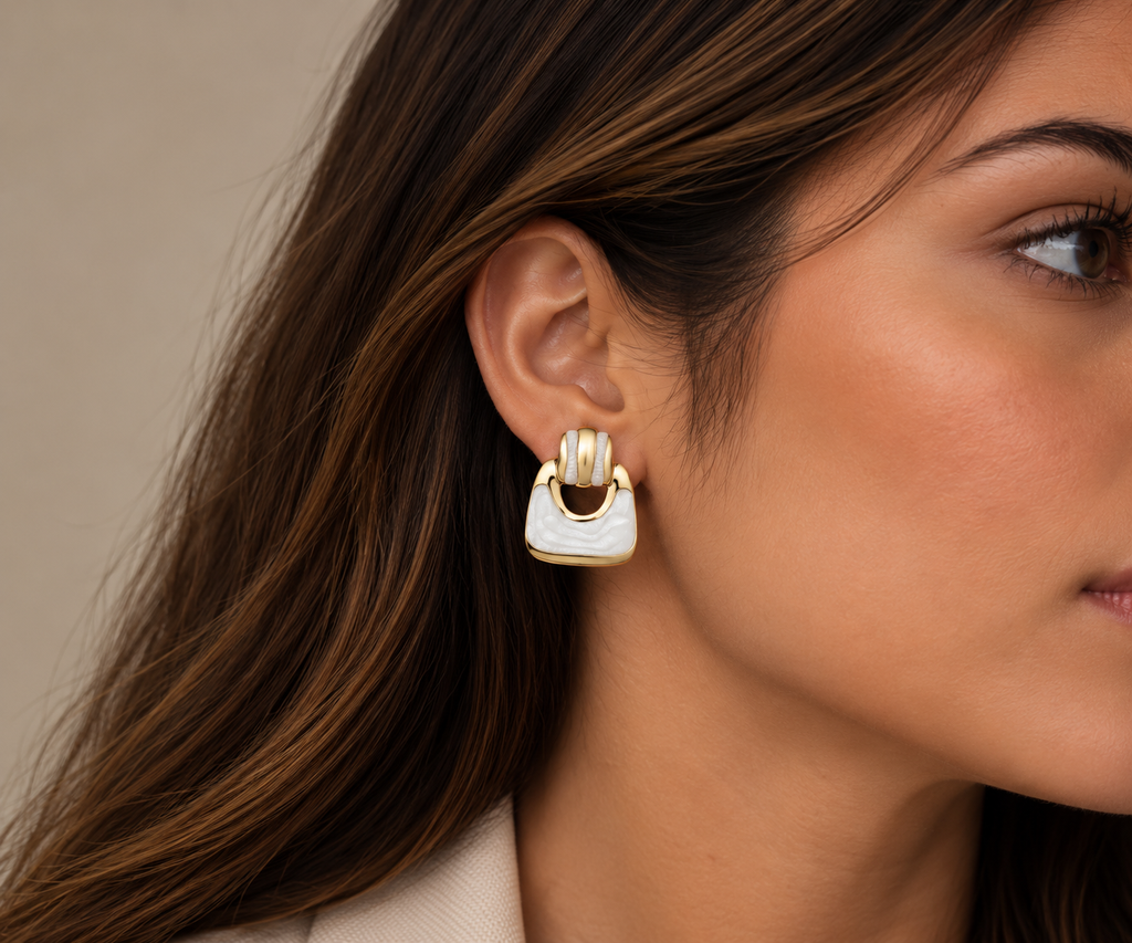 Aretes Vault