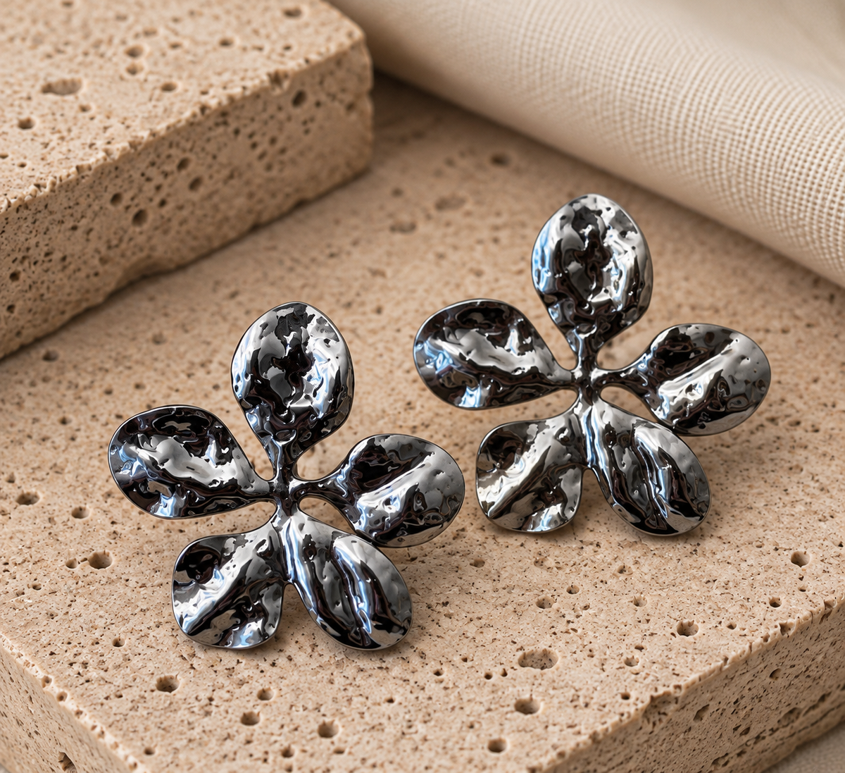 Aretes Orquídea Plateados