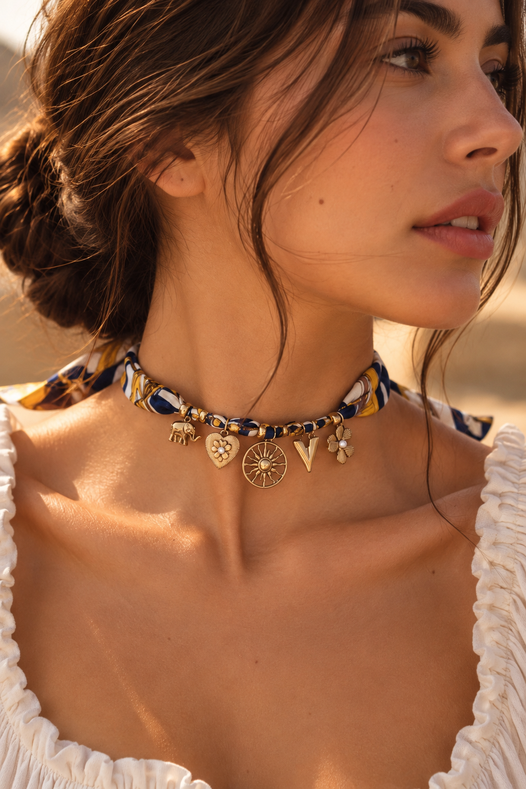 Collar Imperio