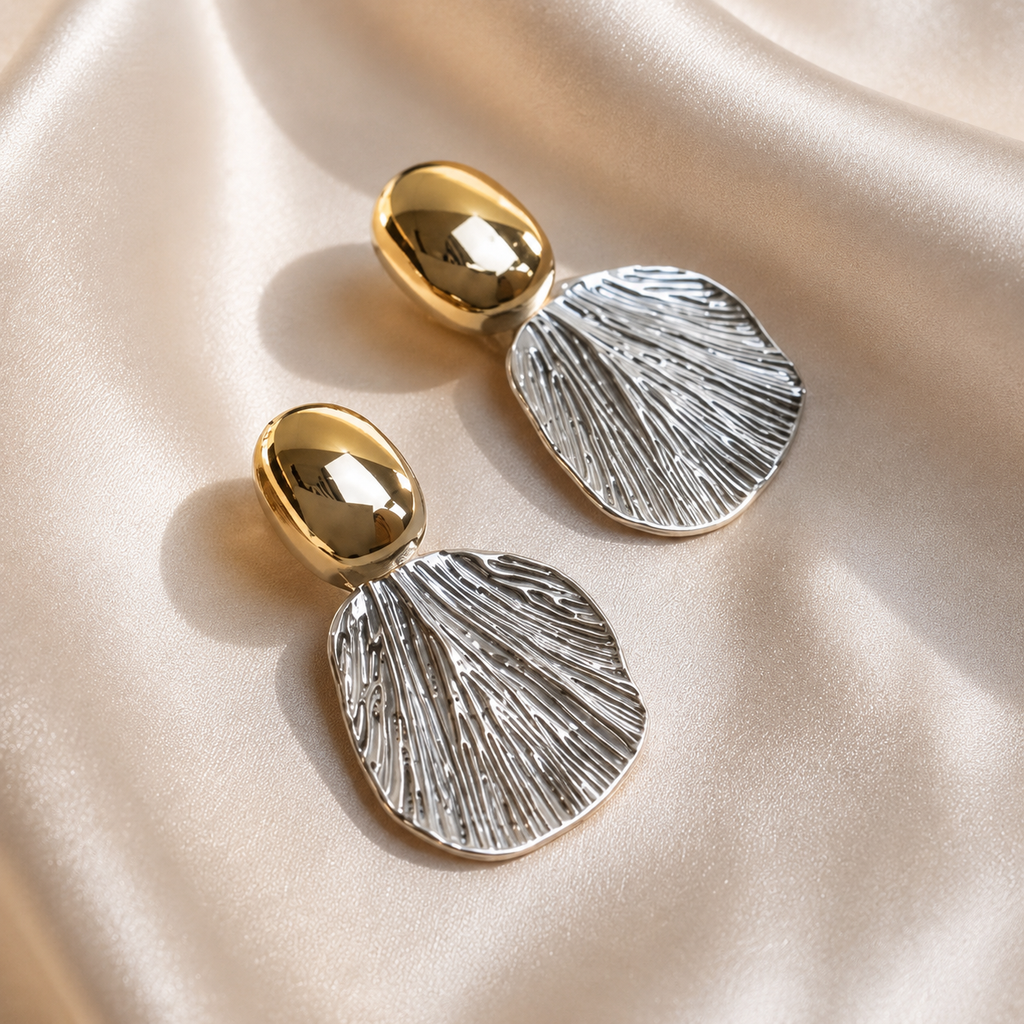 Aretes Dorados Con Plateado Brisa